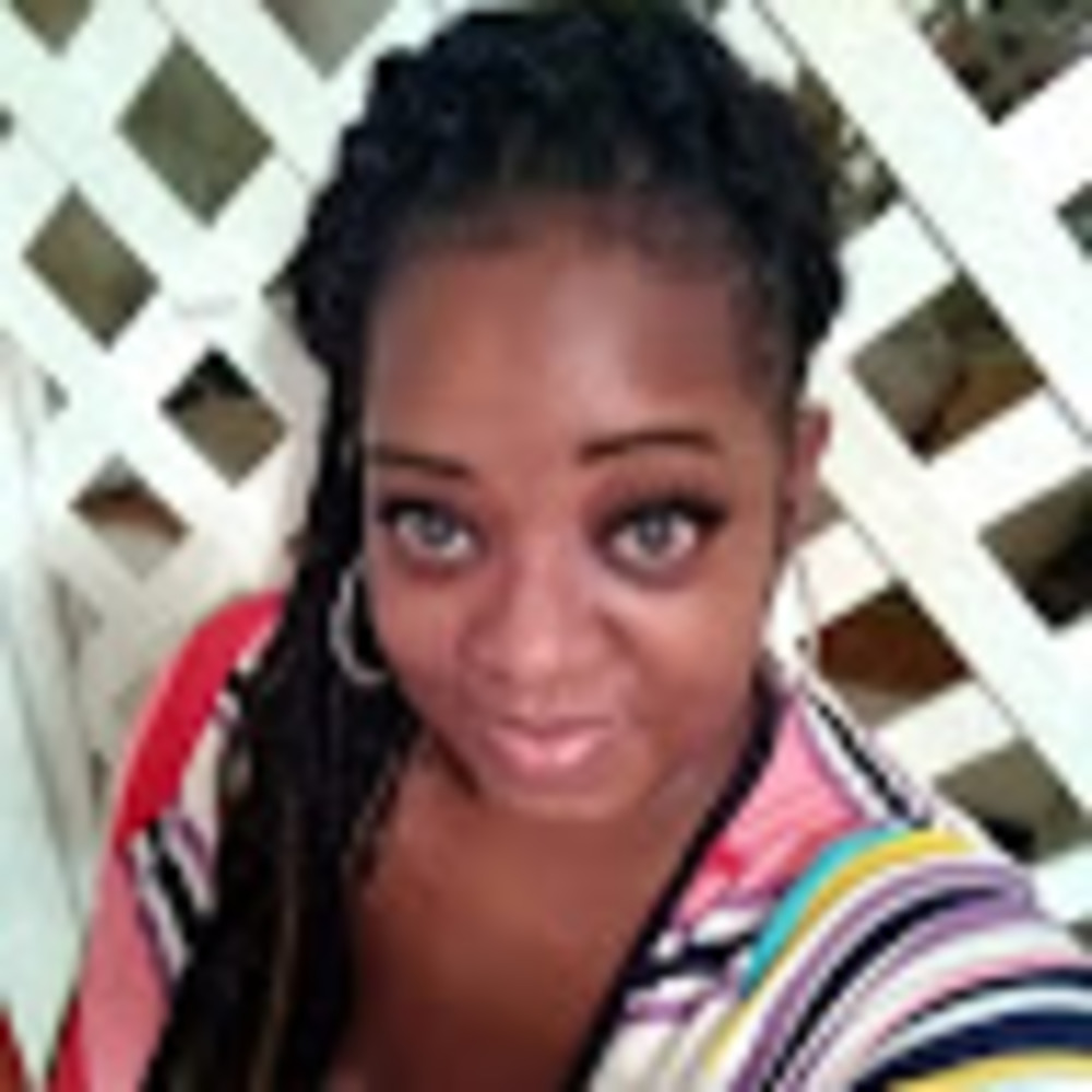 Meet your Posher, Jameshia